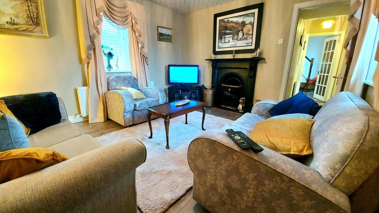 Fihoragh Farm House Hotel Longford Buitenkant foto